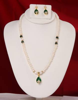 White Alloy Pearl Work Rhodium Plated Necklace Set 1