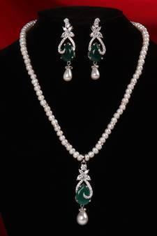 Real Natural Hyderabadi pearls Set
