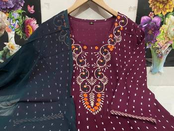 Women's Embroidered Straight kurti pant with chiffon dupatta sets 5