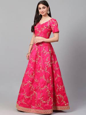Amazing Bright Pink Embroidered Bollywood Designer Lehenga Choli Dupatta Set 4