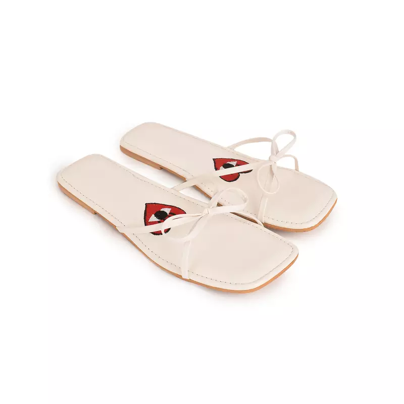 Embroidery White bow flats  