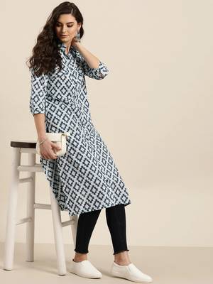 Women Navy Blue & Grey Pure Cotton Geometric Printed Kurta 5