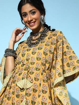 Mustard printed cotton short-dresses 4