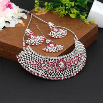 White necklace-sets 1