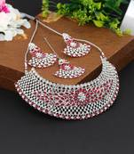 White necklace-sets