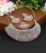 White necklace-sets