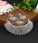 White necklace-sets