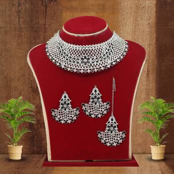 White necklace-sets 2