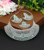 White necklace-sets
