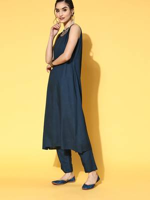 Navy-blue printed rayon ethnic-kurtis 2