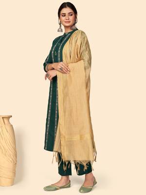 Printed Straight Cotton Green Stitched Kurta Pant With Dupatta 3