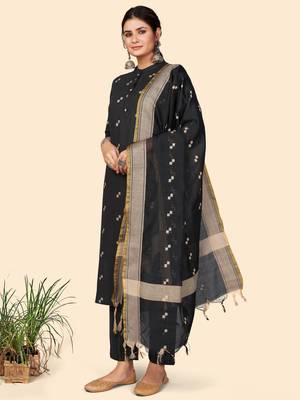 Printed Straight Cotton Black Stitched Kurta Pant With Dupatta 4