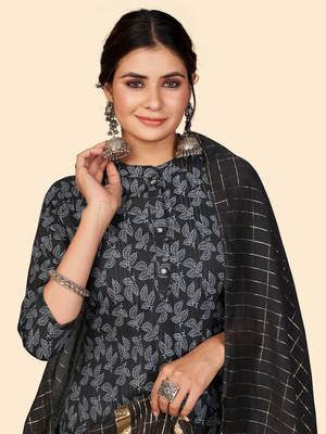 Printed Straight Cotton Black Stitched Kurta Pant With Dupatta 5