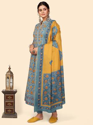 Floral Print A-Line With Side Slit Cotton Teal Stitched Kurta Pant With Dupatta 3