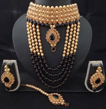 Golden Kach Kundan Black Pearl Choker Style Long Jewellery Set 1