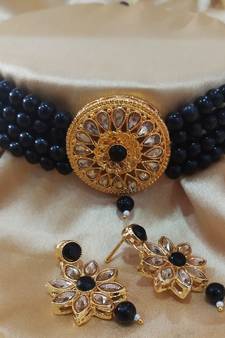 Black Kach Pearl Choker Latest Bollywood Style Jewellery Set