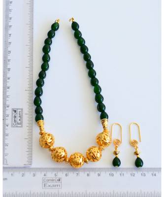 Stunning Handmade Green Designer Balls Necklace Set  04288 4