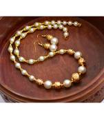 Handmade pearl necklace Set   04312