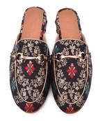 Love Me Black solid 1 pair of Loafers