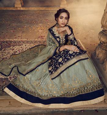 Navy-blue embroidered jacquard
 salwar 2