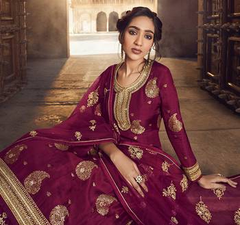 Magenta embroidered jacquard
 salwar 3