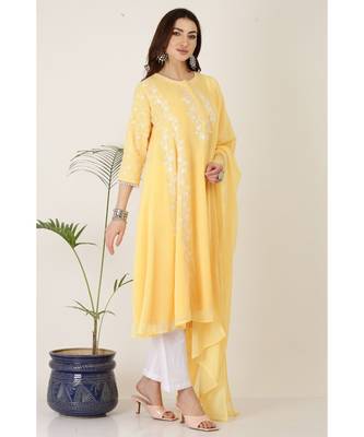 Kaanchie Nanggia Yellow Georgette Kurta Pant Dupatta Set 4