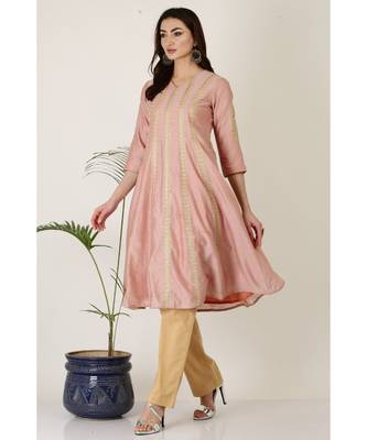 Kaanchie Nanggia Peach Silk Kurta Pant Set 2