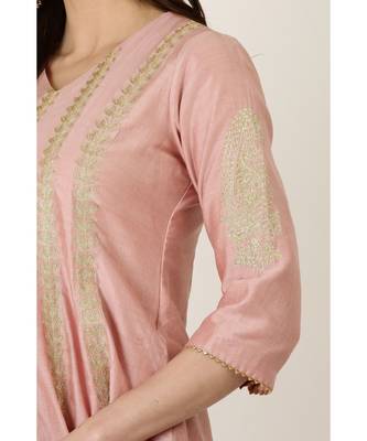 Kaanchie Nanggia Peach Silk Kurta Pant Set 3