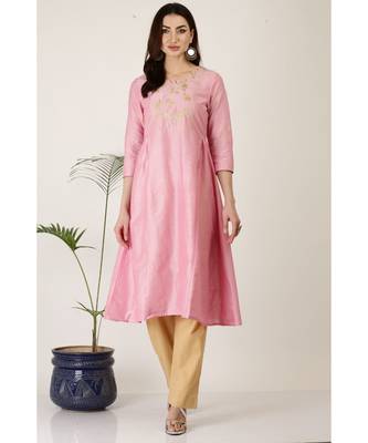 Kaanchie Nanggia Pink Silk Kurta Pant Set 1