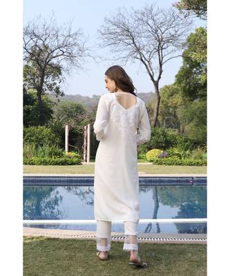 Handwork chikankari cotton kurta paired with net border pants (set of 2) 1