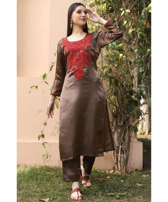 Dark brown Satin kurta set with red color chikankari work (set of 2) 3
