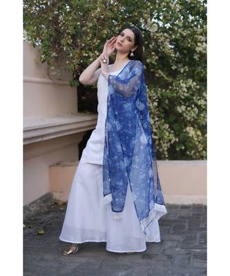 White embroidered kota sharara set with organza dupatta (set of 3) 3