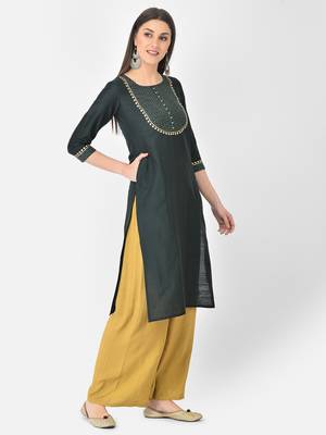 Span Green Embroidered Straight Kurta 2