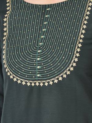 Span Green Embroidered Straight Kurta 5