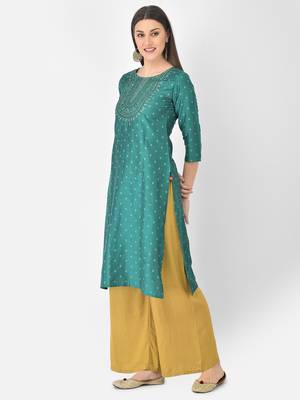 Span Green Embroidered Straight Kurta 3