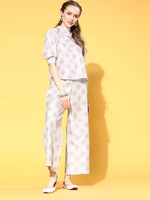Pink printed art silk kurta sets 1