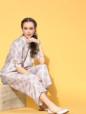 Pink printed art silk kurta sets 5