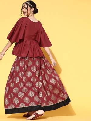 Maroon printed art silk kurta sets 3