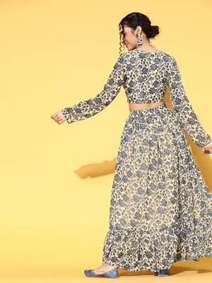 Off-white printed georgette kurta sets 3