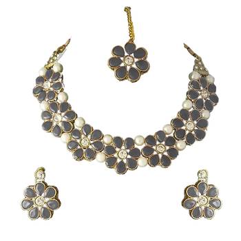 Grey jewellery 2