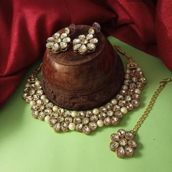 White jewellery 2