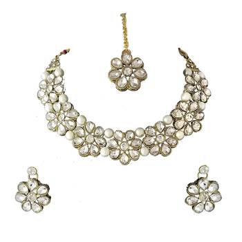 White jewellery 3