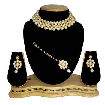 White jewellery 1