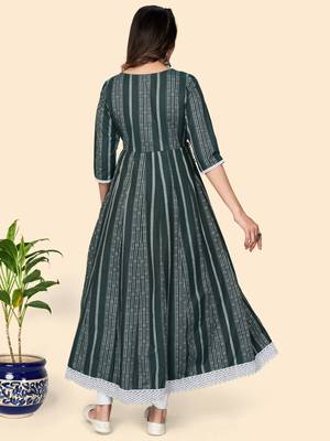 Print & Embroidered Anarkali Cotton Green Stitched Kurta 3