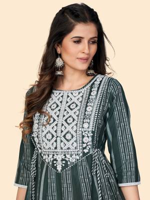 Print & Embroidered Anarkali Cotton Green Stitched Kurta 6
