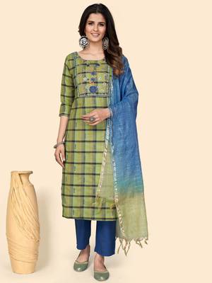 Print & Embroidered Straight Cotton Parrot Green Stitched Kurta Pant With Dupatta 1