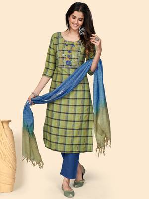 Print & Embroidered Straight Cotton Parrot Green Stitched Kurta Pant With Dupatta 2