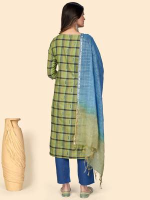 Print & Embroidered Straight Cotton Parrot Green Stitched Kurta Pant With Dupatta 3