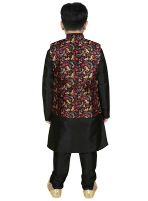 Black Silk Printed Kurta And Pyjama 3