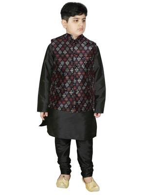 Black Silk Printed Kurta And Pyjama 1